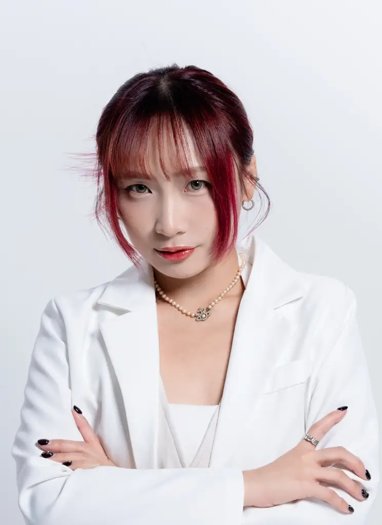 美髮造型師 Polly